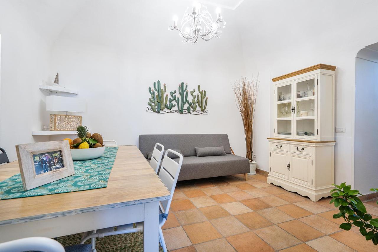 Nonna Carmela Apartment SantʼAgata sui Due Golfi Eksteriør bilde