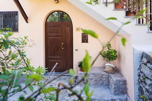 Nonna Carmela Apartment SantʼAgata sui Due Golfi Eksteriør bilde