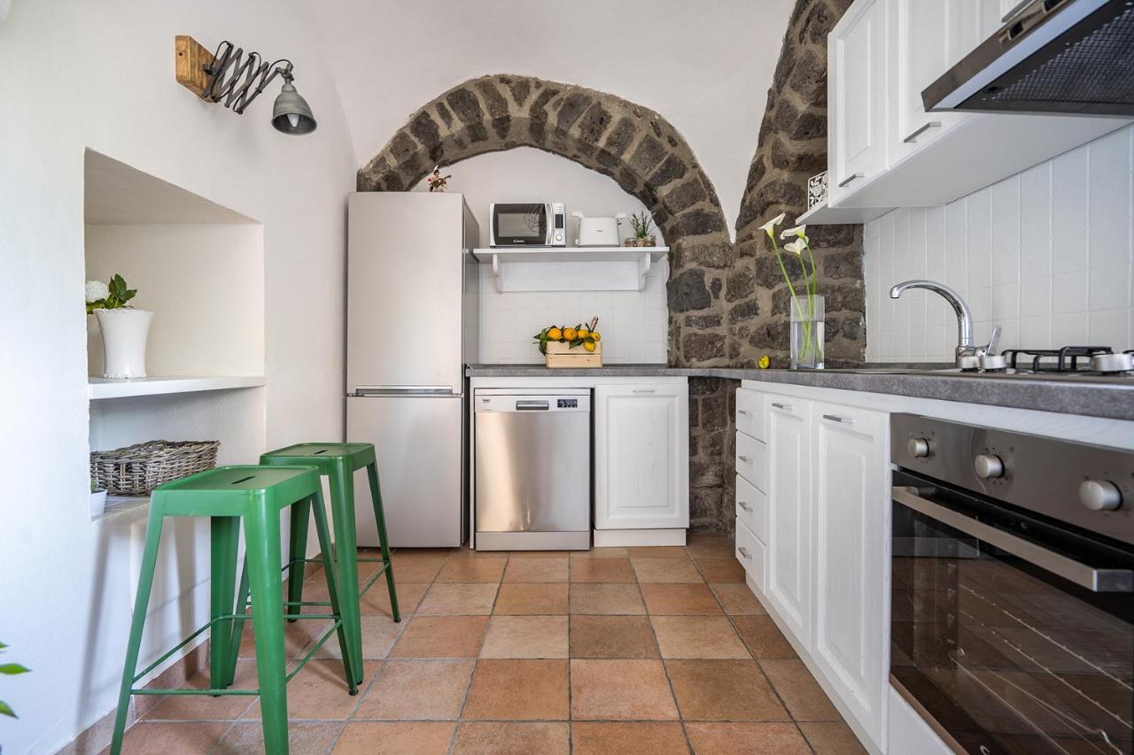 Nonna Carmela Apartment SantʼAgata sui Due Golfi Eksteriør bilde